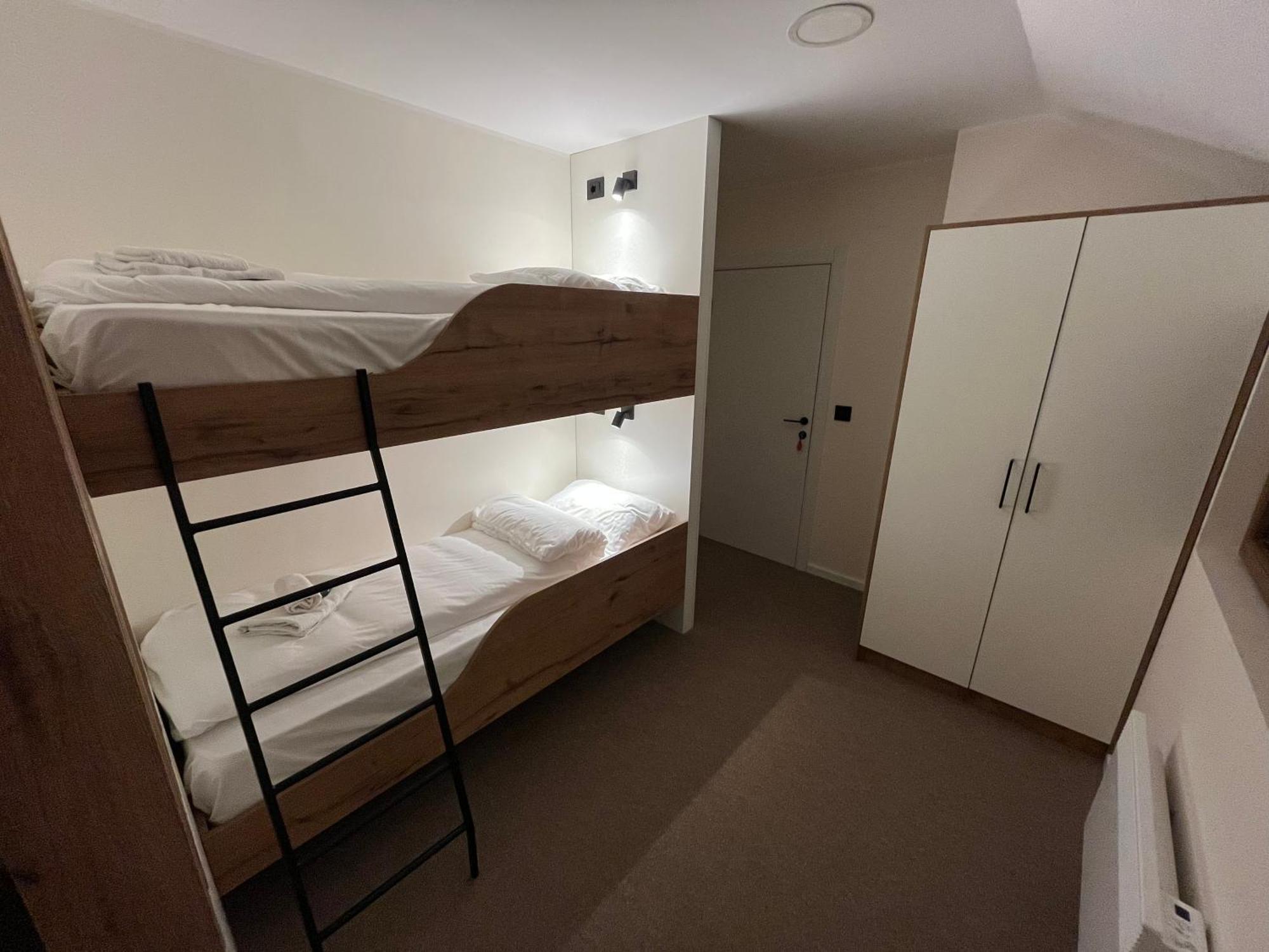 Motel Lepo Mesto Strmosten Exterior photo